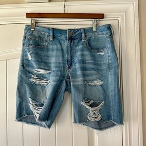 American Eagle Tomgirl Bermuda’s size 6 NWT